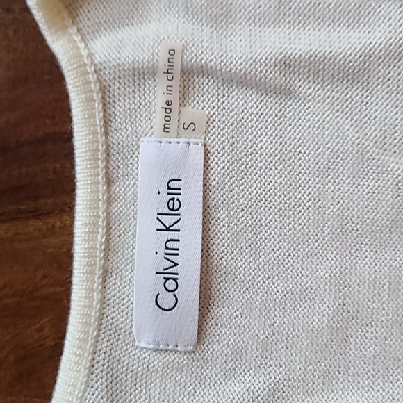 🎉Host Pick🎉 Calvin Klein Ribbed Knit Sweater Dress - Picture 3 of 11